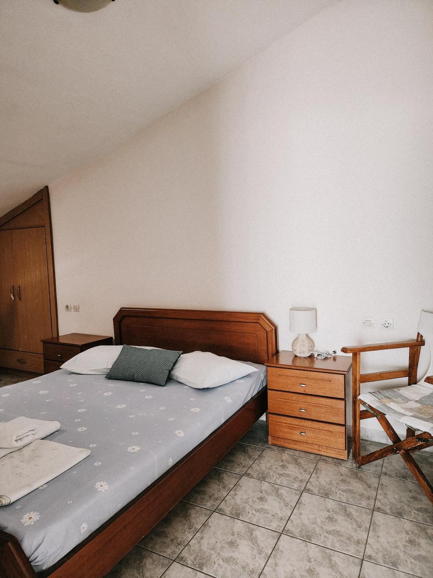 Aktaion Hotel Skala Alykis Oda fotoğraf