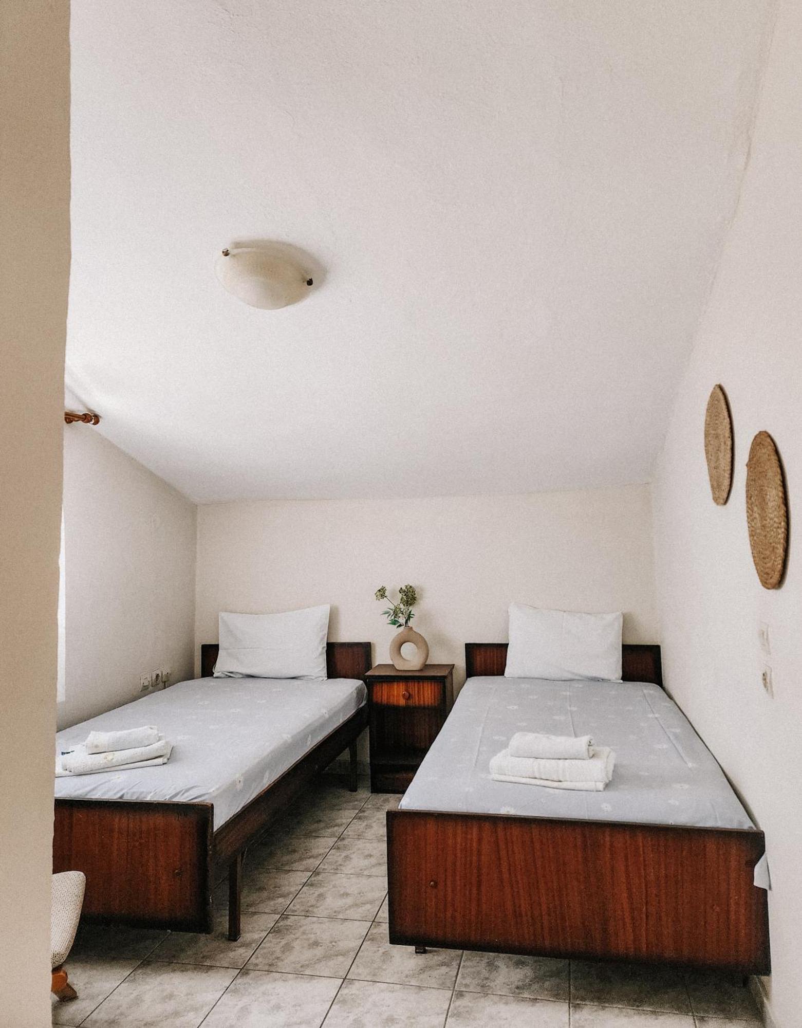 Aktaion Hotel Skala Alykis Oda fotoğraf